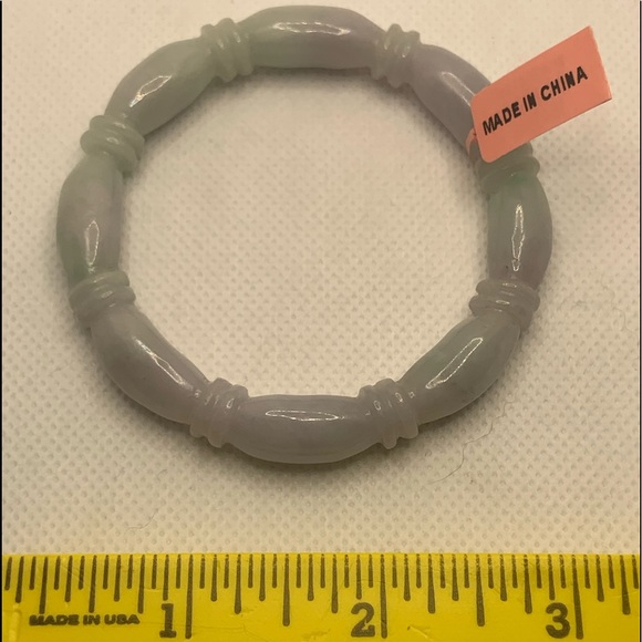 BURMESE NATURAL JADE BANGLE - Picture 7 of 16